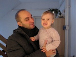 brémai, Bálint,Bora mivel szórakozik 037